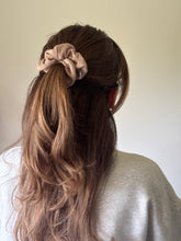 Load image into Gallery viewer, Rib Scrunchie (colour options)