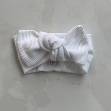 Load image into Gallery viewer, The Bow Head Tie in Pristine White