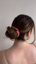 Load image into Gallery viewer, Mariama Scrunchie
